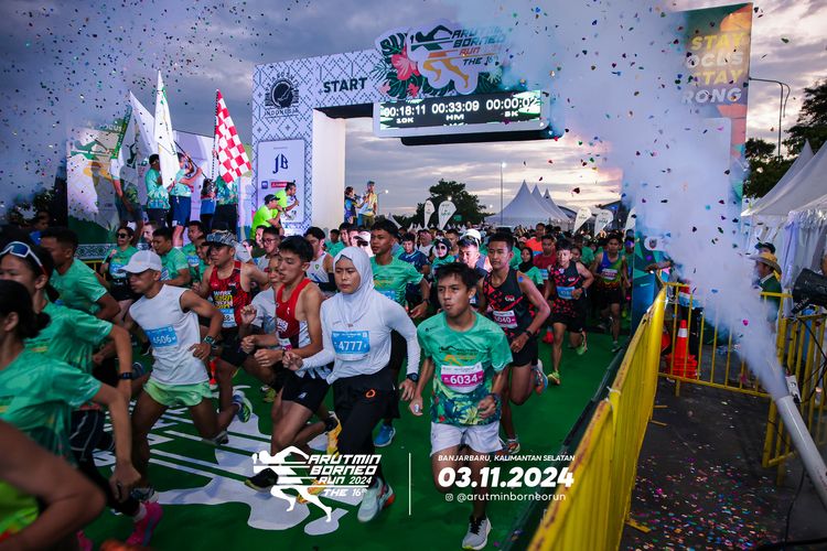 Race photo from Arutmin Borneo Run 2024