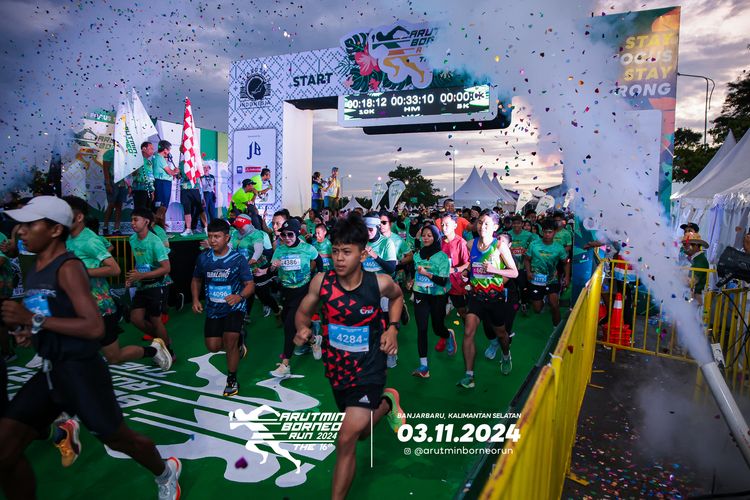 Race photo from Arutmin Borneo Run 2024