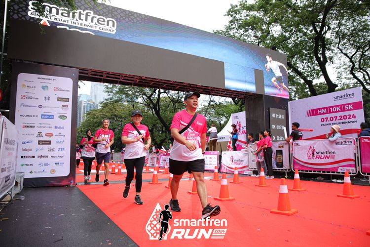 Race photo from Smartfren Run 2024