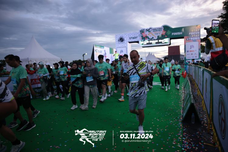 Race photo from Arutmin Borneo Run 2024