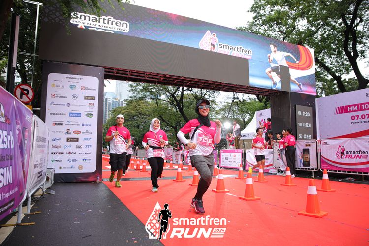 Race photo from Smartfren Run 2024