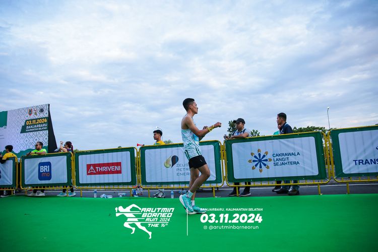 Race photo from Arutmin Borneo Run 2024