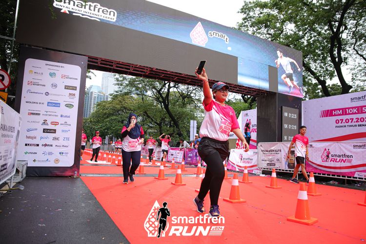 Race photo from Smartfren Run 2024