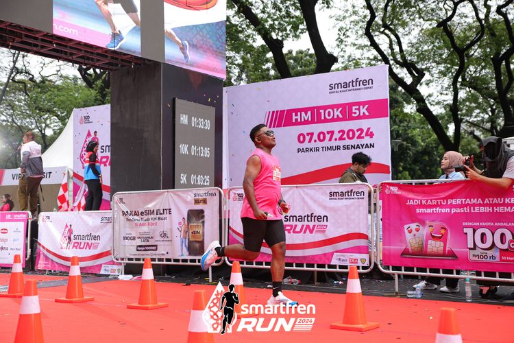 Race photo from Smartfren Run 2024