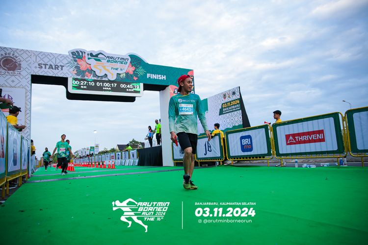 Race photo from Arutmin Borneo Run 2024