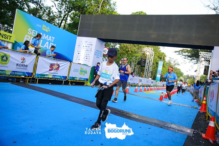 Race photo from Taman Budaya x BOGORUN 2025