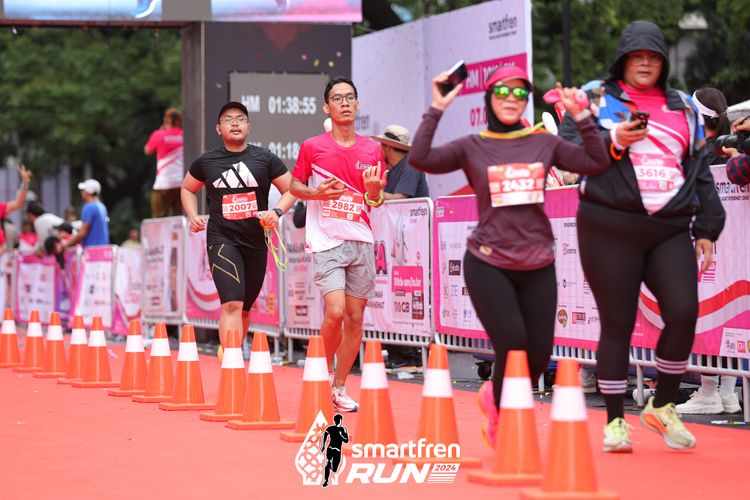 Race photo from Smartfren Run 2024