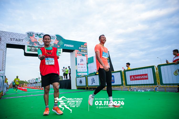 Race photo from Arutmin Borneo Run 2024