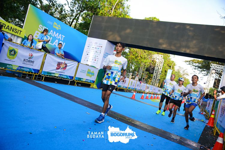 Race photo from Taman Budaya x BOGORUN 2025