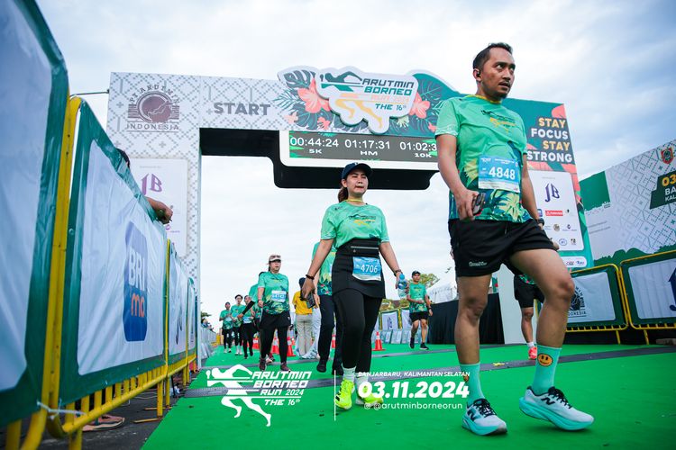 Race photo from Arutmin Borneo Run 2024