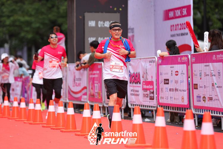 Race photo from Smartfren Run 2024