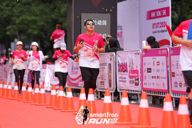 Race photo from Smartfren Run 2024