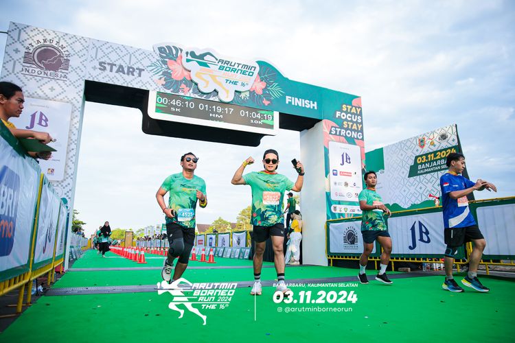 Race photo from Arutmin Borneo Run 2024