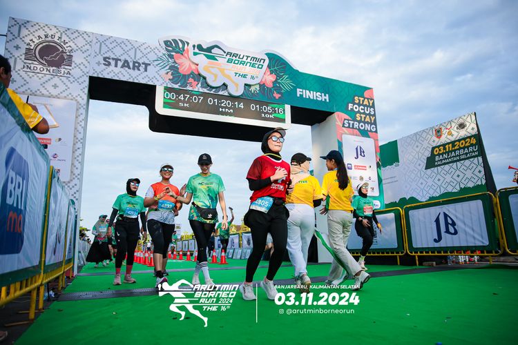 Race photo from Arutmin Borneo Run 2024
