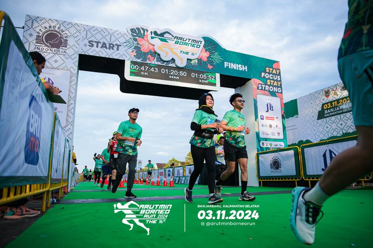 Race photo from Arutmin Borneo Run 2024