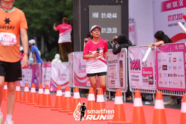 Race photo from Smartfren Run 2024