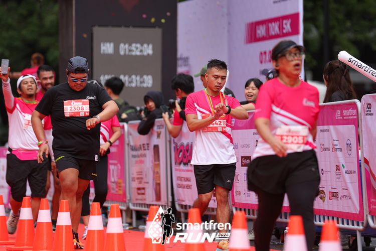Race photo from Smartfren Run 2024