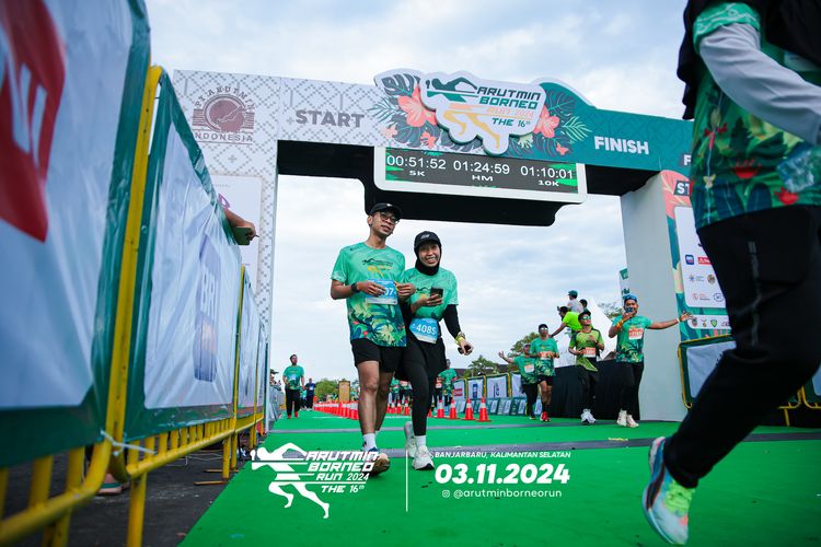 Race photo from Arutmin Borneo Run 2024