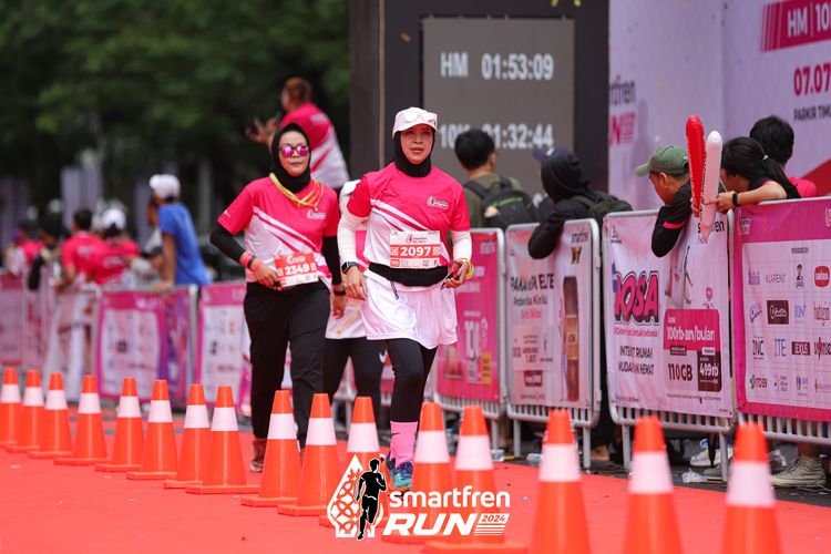 Race photo from Smartfren Run 2024