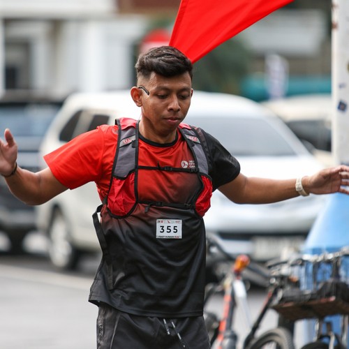 Race photo from FIRST SUNDAY RUN