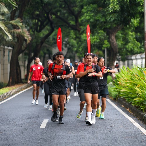 Race photo from FIRST SUNDAY RUN