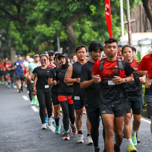 Race photo from FIRST SUNDAY RUN