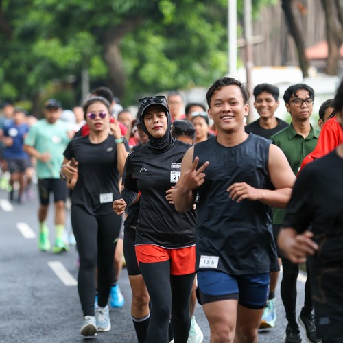 Race photo from FIRST SUNDAY RUN
