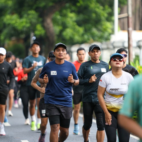 Race photo from FIRST SUNDAY RUN