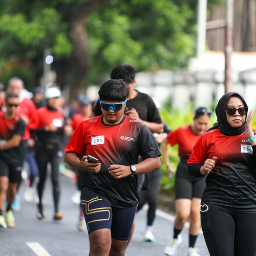 Race photo from FIRST SUNDAY RUN