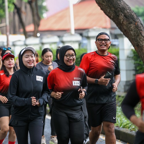 Race photo from FIRST SUNDAY RUN