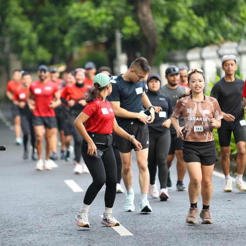 Race photo from FIRST SUNDAY RUN