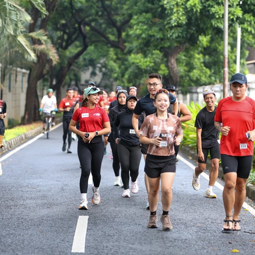 Race photo from FIRST SUNDAY RUN