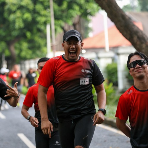 Race photo from FIRST SUNDAY RUN