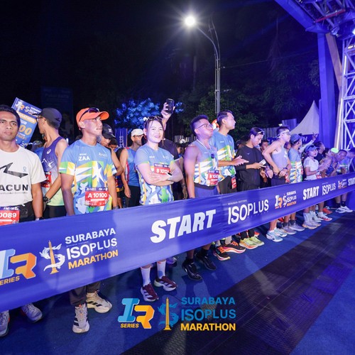 Race photo from SURABAYA ISOPLUS MARATHON 2026
