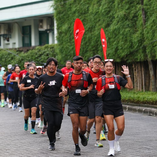 Race photo from FIRST SUNDAY RUN