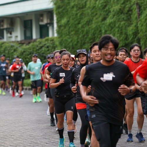 Race photo from FIRST SUNDAY RUN
