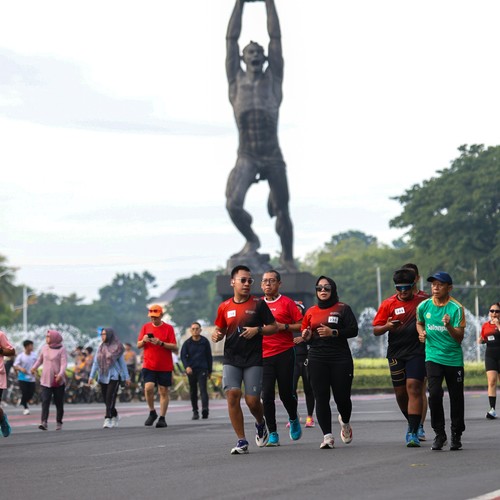 Race photo from FIRST SUNDAY RUN