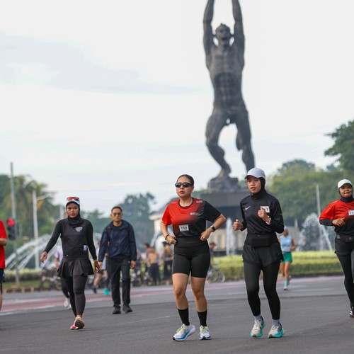 Race photo from FIRST SUNDAY RUN