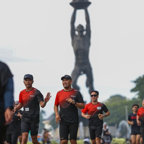 Race photo from FIRST SUNDAY RUN