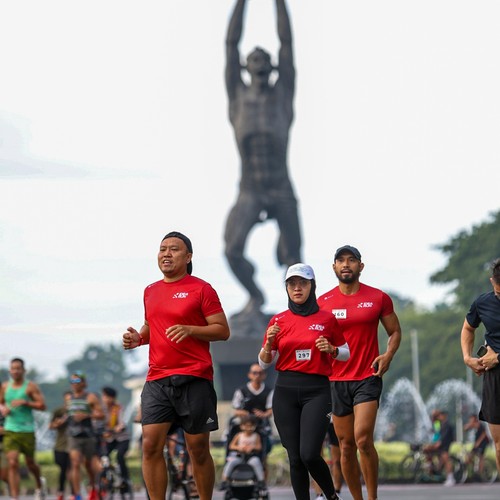 Race photo from FIRST SUNDAY RUN