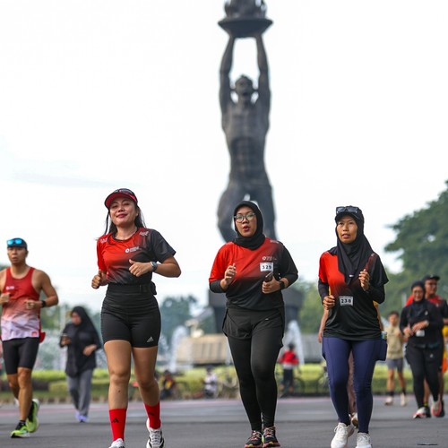 Race photo from FIRST SUNDAY RUN