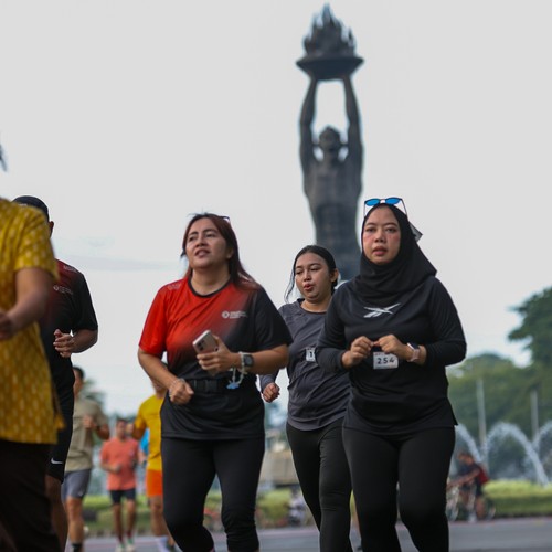 Race photo from FIRST SUNDAY RUN