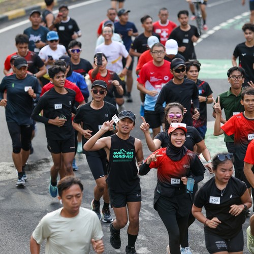 Race photo from FIRST SUNDAY RUN