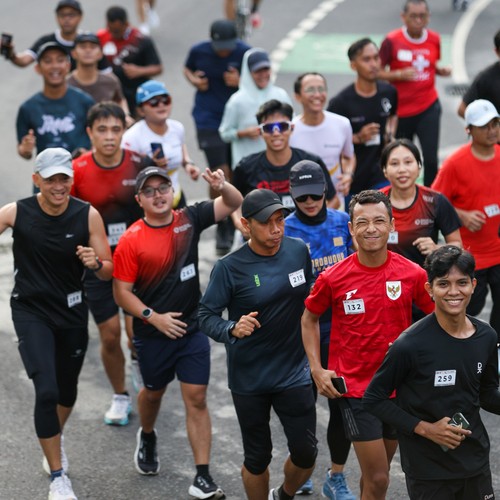 Race photo from FIRST SUNDAY RUN