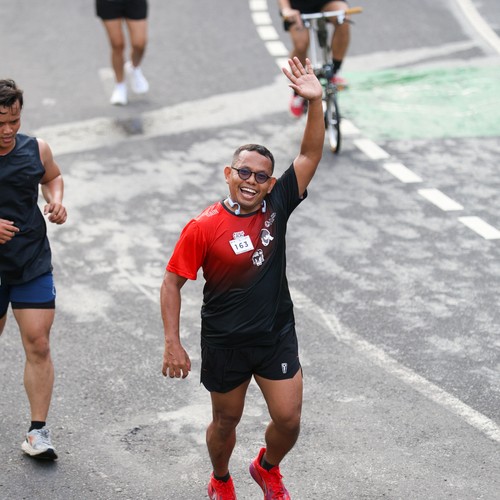 Race photo from FIRST SUNDAY RUN