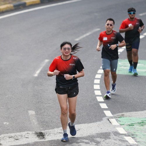 Race photo from FIRST SUNDAY RUN