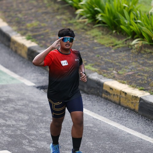 Race photo from FIRST SUNDAY RUN