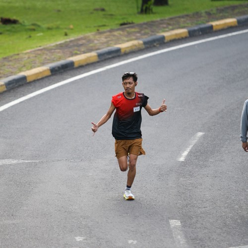 Race photo from FIRST SUNDAY RUN