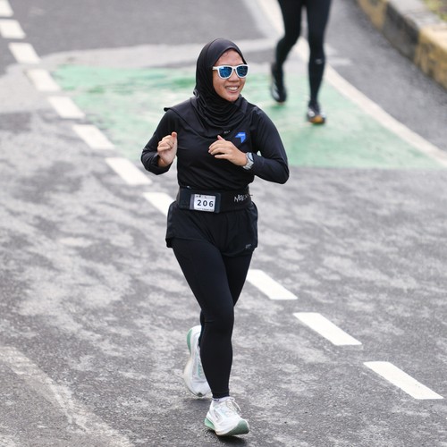 Race photo from FIRST SUNDAY RUN