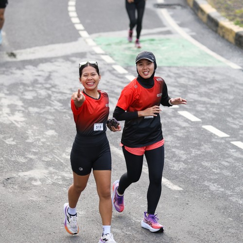 Race photo from FIRST SUNDAY RUN